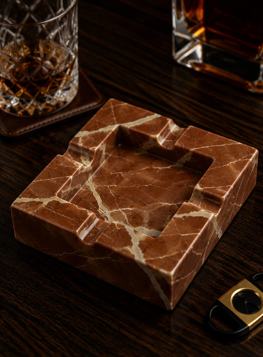Rojo Elecante Ash Tray